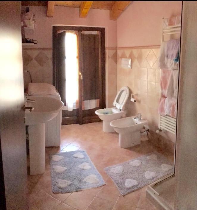 Вилла Montorfano Haus Ровато Экстерьер фото